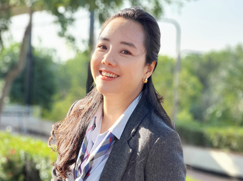 CHỊ MỸ QUỲNH